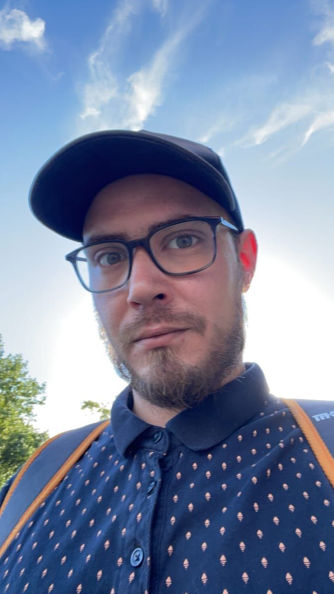 Jean-cyrille - Telegram gay à Zernez Profil de Jean-cyrille, 25 ans, Telegram gay à Zernez (Grisons)