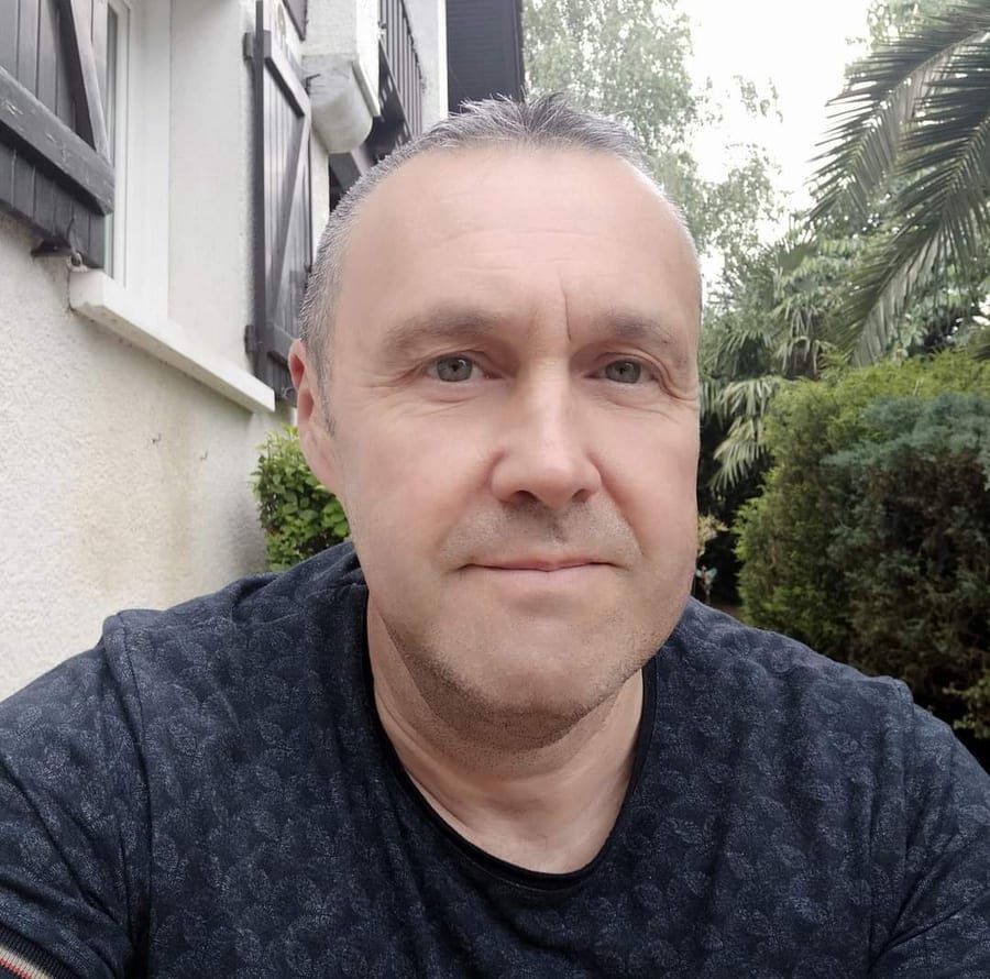 Profil de Ardian, 30 ans, Telegram gay à Grindelwald (Berne)