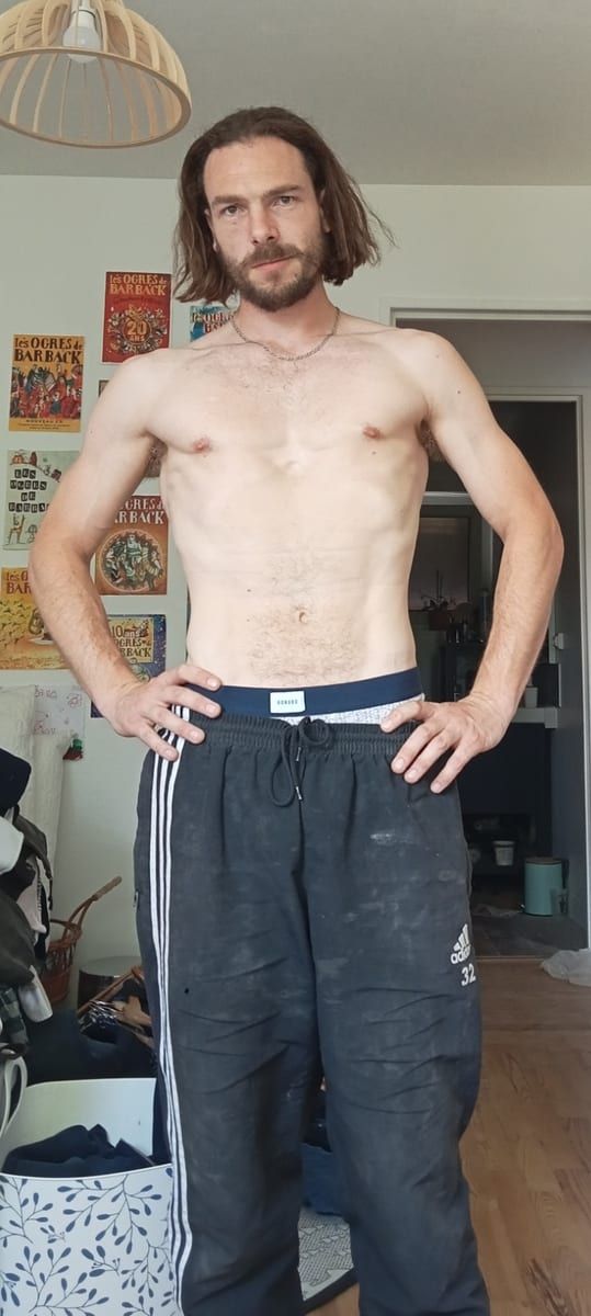 Maximiliano - Telegram gay à Zeneggen Profil de Maximiliano, 42 ans, Telegram gay à Zeneggen (Valais)