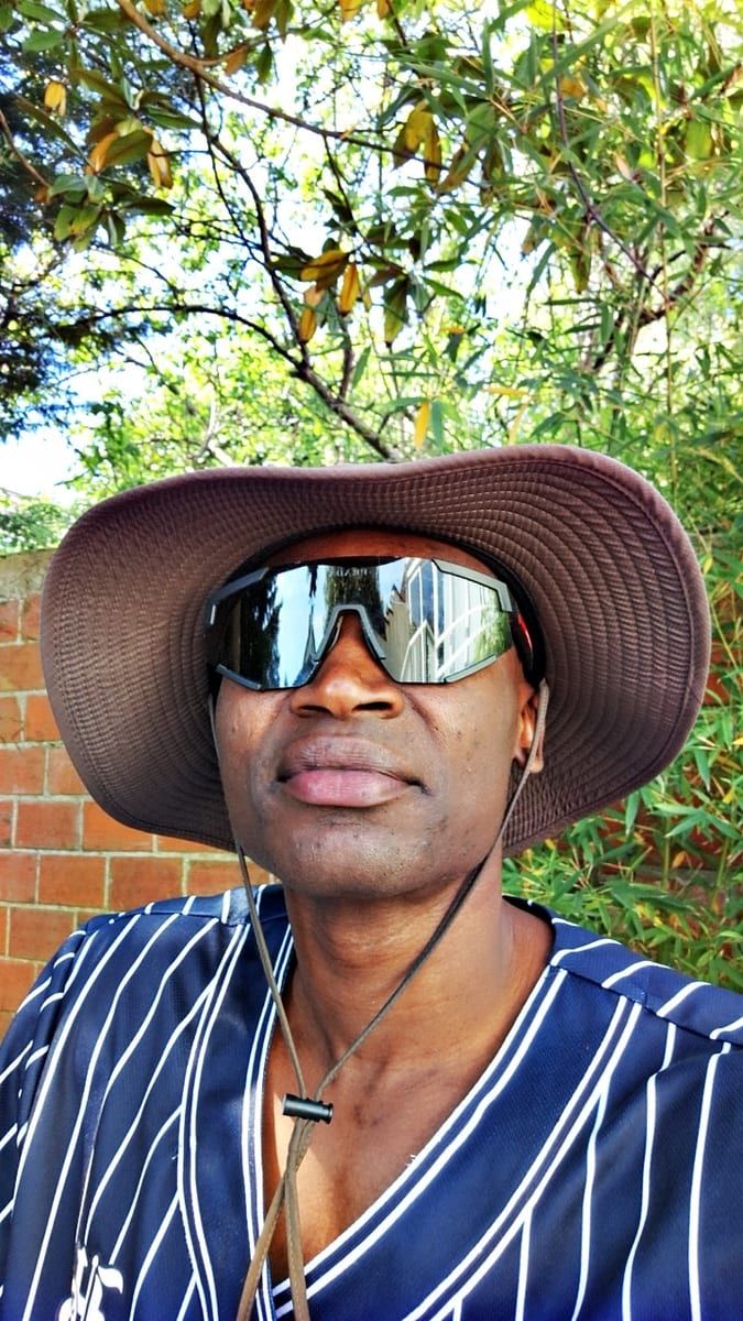 Rayann - Telegram gay à Zeneggen Profil de Rayann, 45 ans, Telegram gay à Zeneggen (Valais)