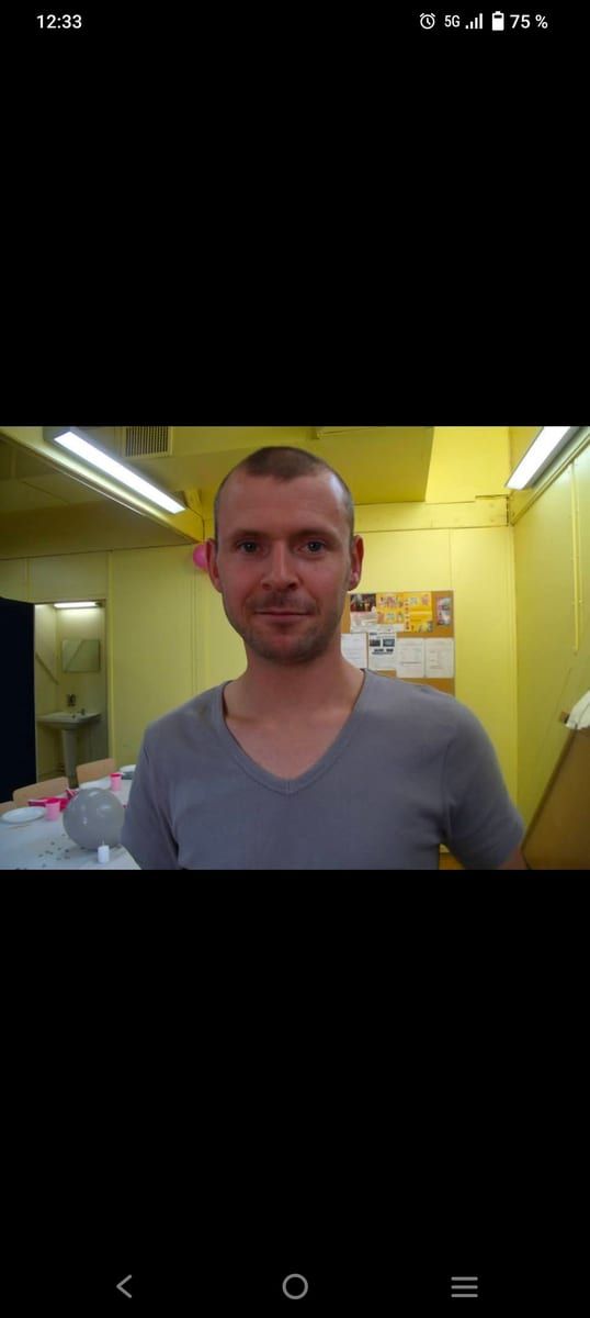 Kayden - Telegram gay à Wittenbach Profil de Kayden, 28 ans, Telegram gay à Wittenbach (Saint-Gall)
