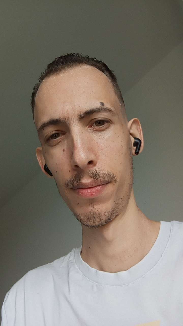 Loukas - Telegram gay à Meisterschwanden Profil de Loukas, 23 ans, Telegram gay à Meisterschwanden (Argovie)