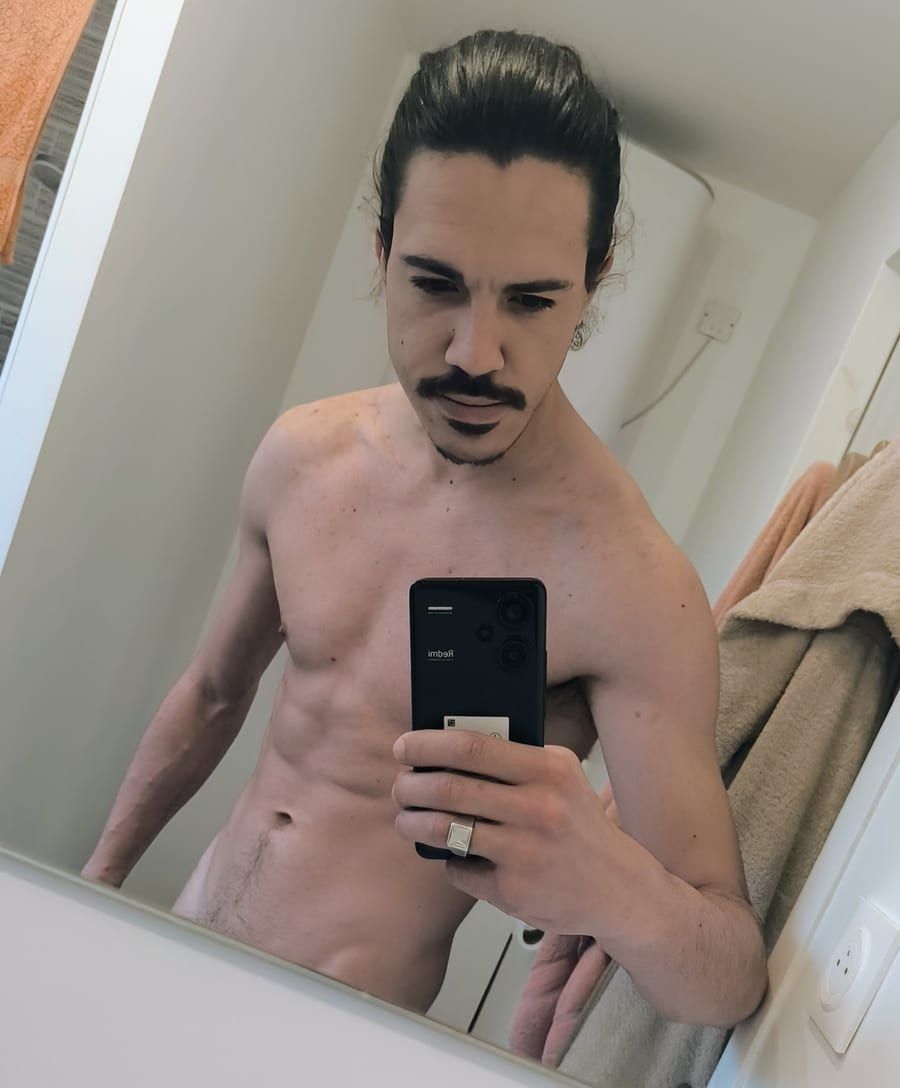 Profil de Yaman, 34 ans, Telegram gay à Riehen (Bâle-Ville)