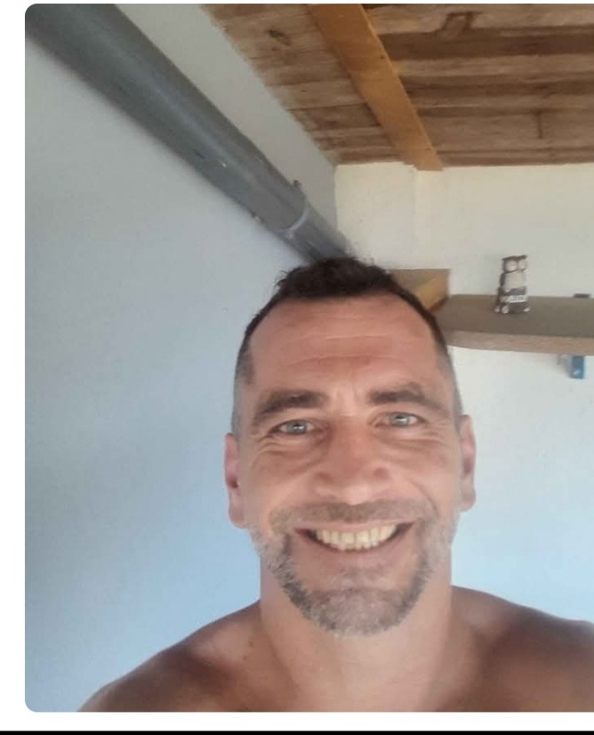 Rosario - Telegram gay à Eclépens Profil de Rosario, 32 ans, Telegram gay à Eclépens (Vaud)