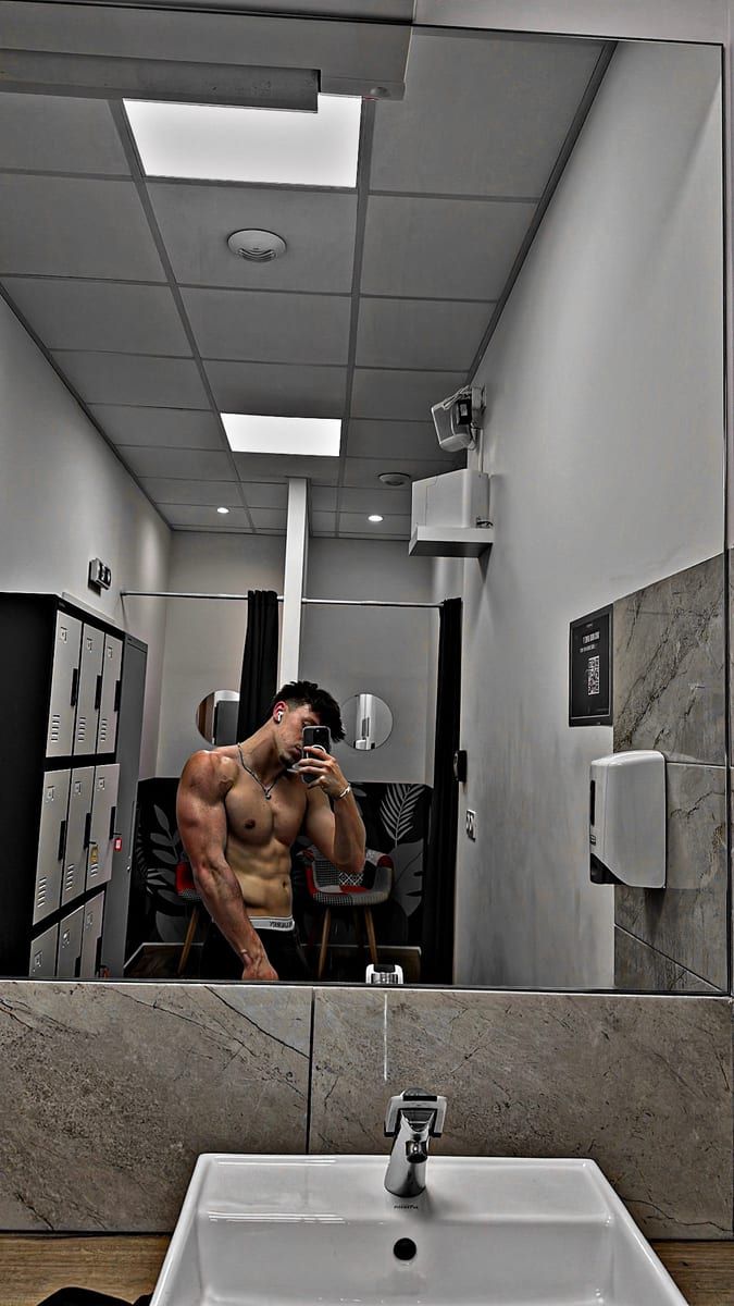 Profil de Jovanny, 34 ans, Telegram gay à Mürren (Berne)