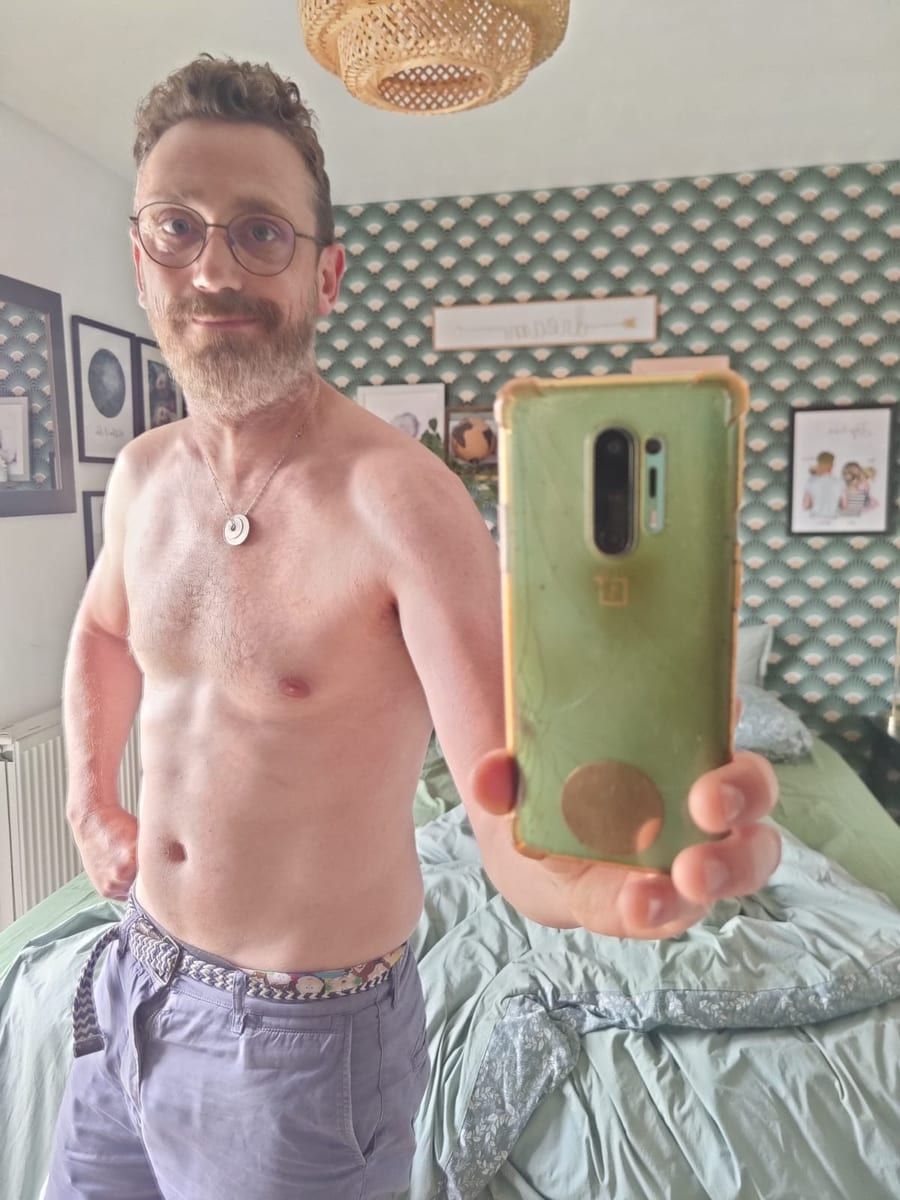 Stéphane - Telegram gay à Eclépens Profil de Stéphane, 23 ans, Telegram gay à Eclépens (Vaud)