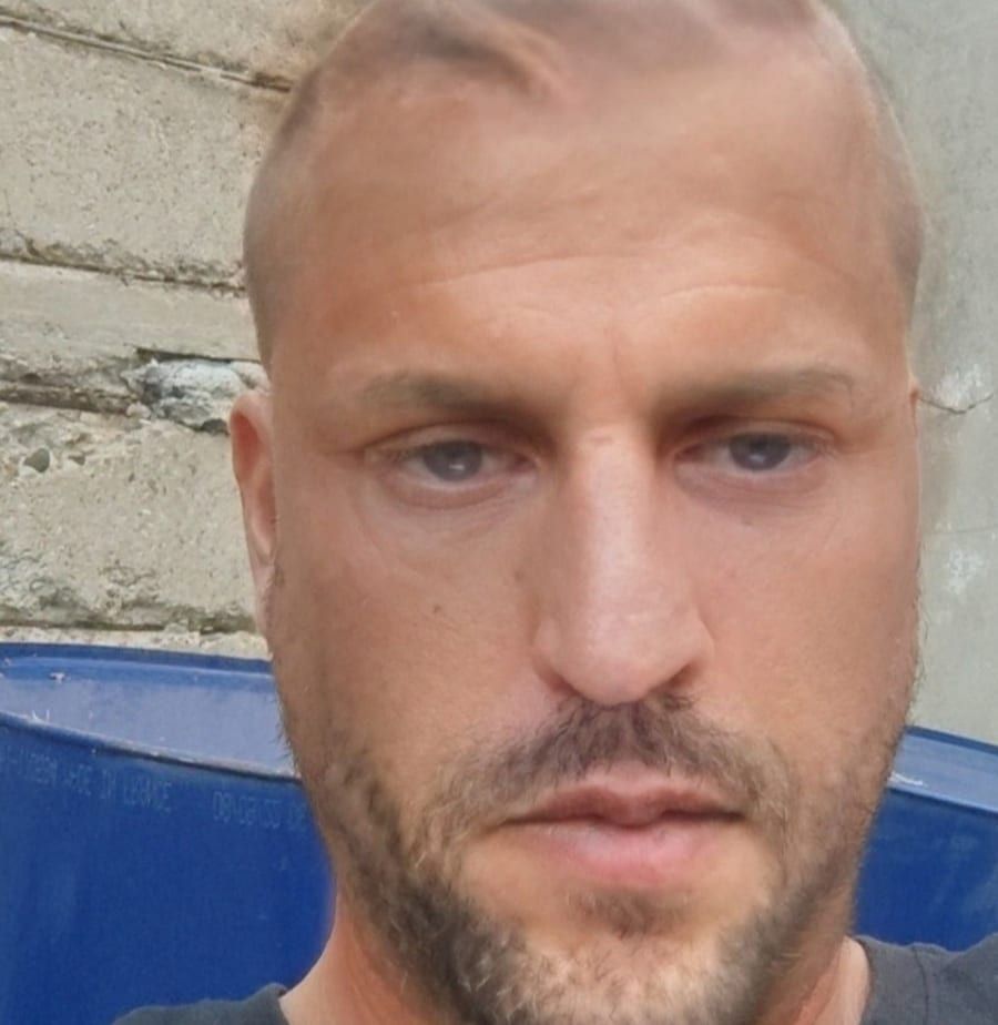 Earvin - Telegram gay à Sisikon Profil de Earvin, 32 ans, Telegram gay à Sisikon (Uri)