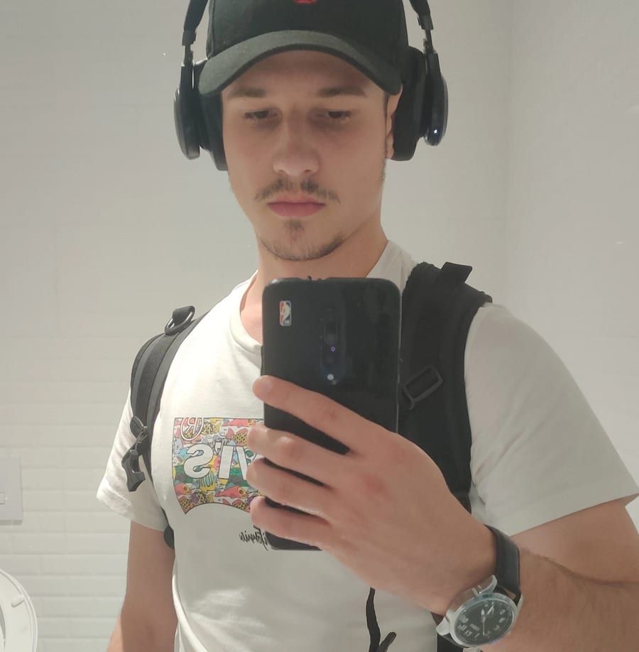 Louis-mathieu - Telegram gay à Wiler (Lötschen) Profil de Louis-mathieu, 23 ans, Telegram gay à Wiler (Lötschen) (Valais)