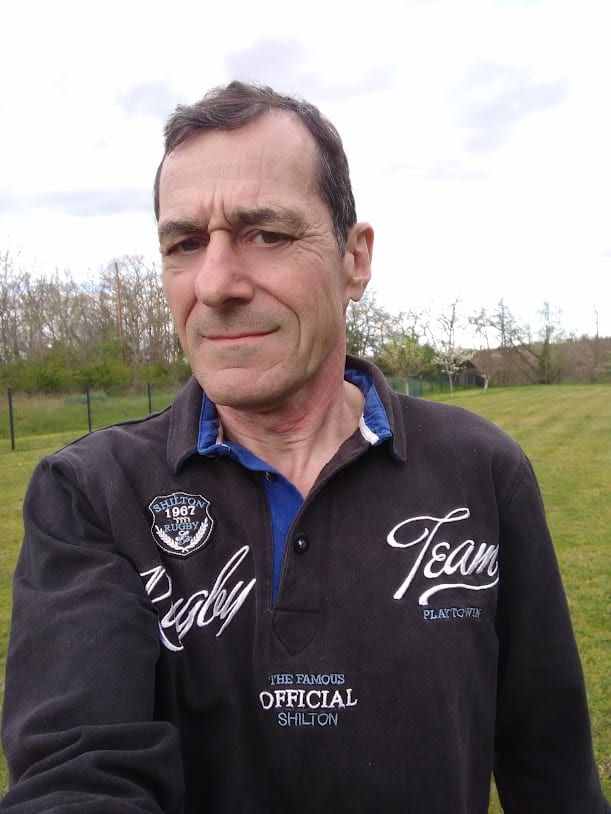 Bana - Telegram gay à Zeneggen Profil de Bana, 25 ans, Telegram gay à Zeneggen (Valais)