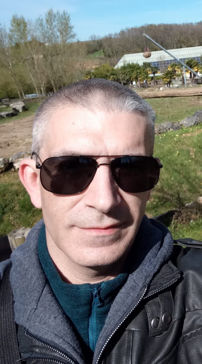 Profil de Yahya, 22 ans, Telegram gay à Urnerboden (Uri)