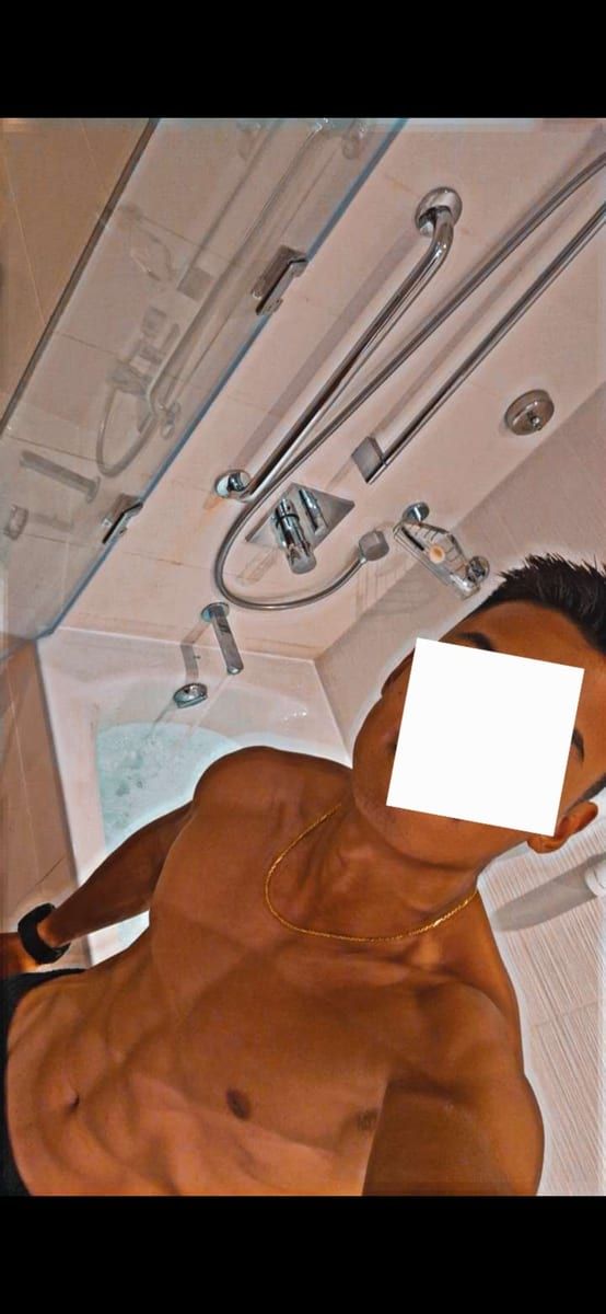 Profil de Nicolas-pierre, 26 ans, Telegram gay à Weesen (Glaris)