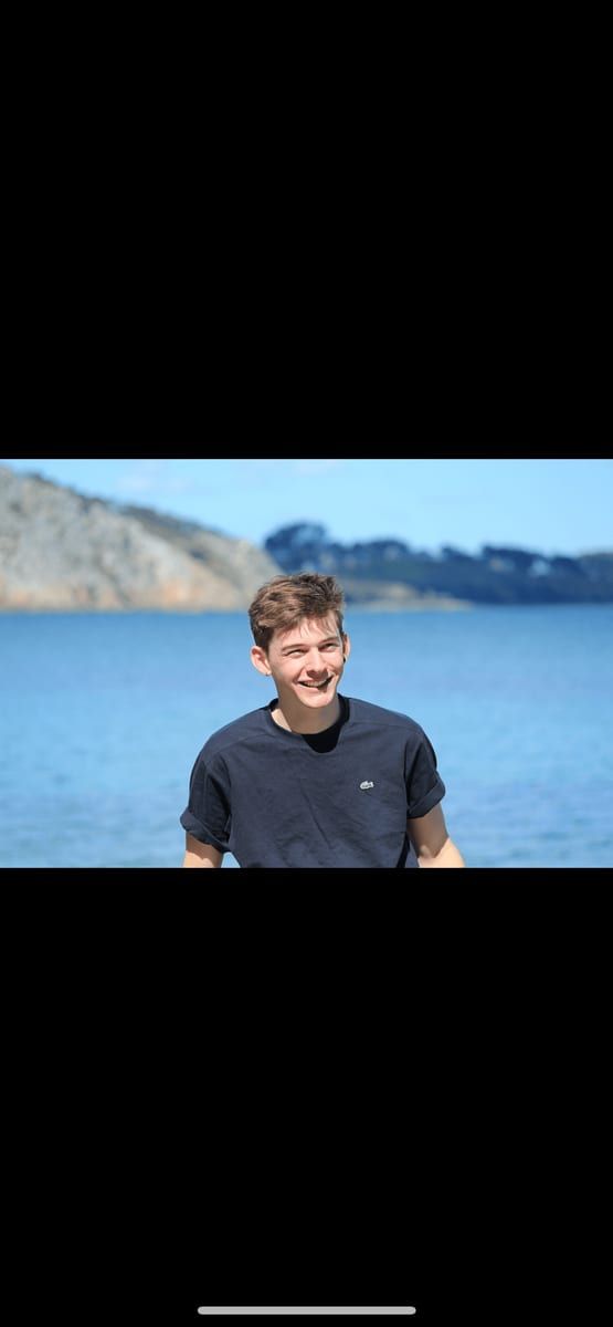 Profil de Amerouche, 27 ans, Telegram gay à Unterägeri (Zoug)