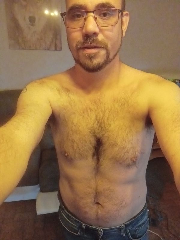 Simao - Telegram gay à Vessy Profil de Simao, 38 ans, Telegram gay à Vessy (Genève)
