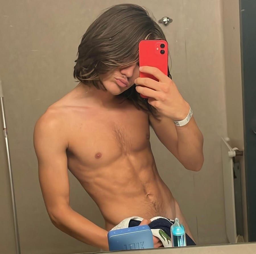 Profil de Kesiah, 33 ans, Telegram gay à Spiringen (Uri)