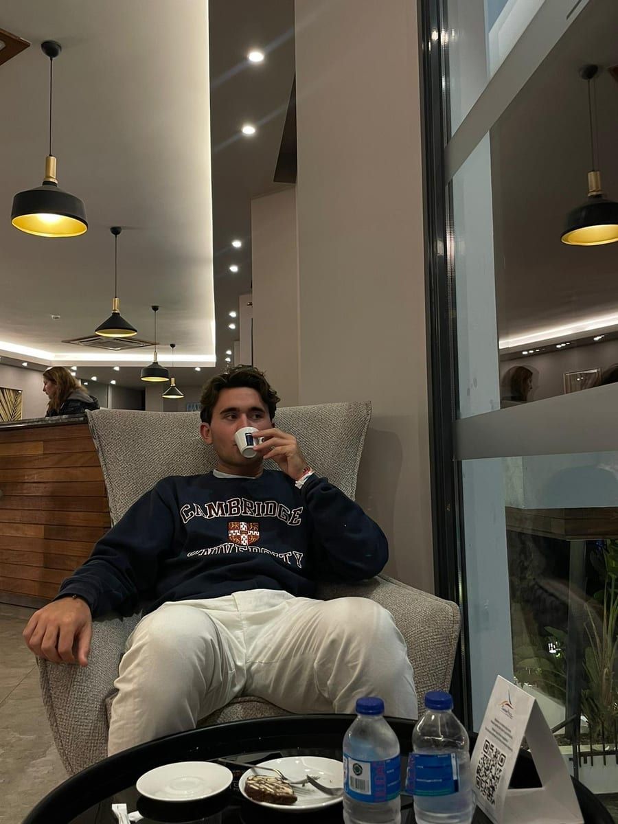 Olaf - Telegram gay à Fribourg Profil de Olaf, 23 ans, Telegram gay à Fribourg (Fribourg)