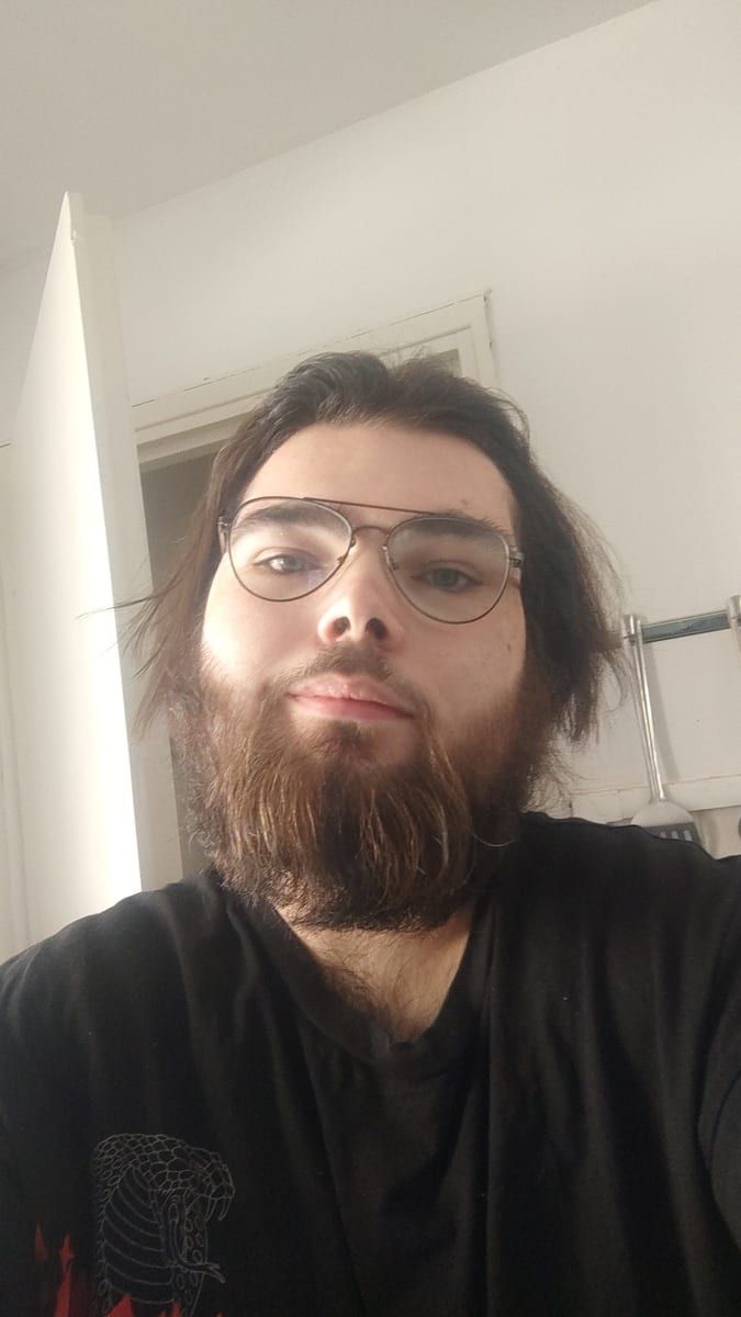 Profil de Amyr, 32 ans, Telegram gay à Thörigen (Berne)