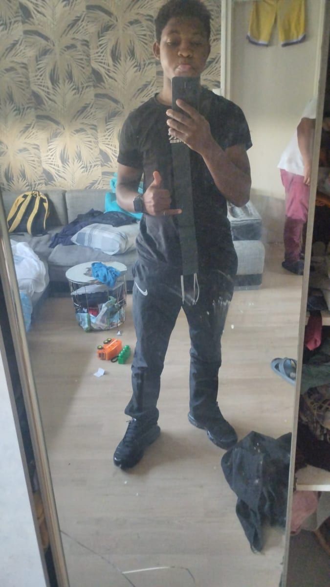 Hammed - Telegram gay à Schongau Profil de Hammed, 33 ans, Telegram gay à Schongau (Lucerne)