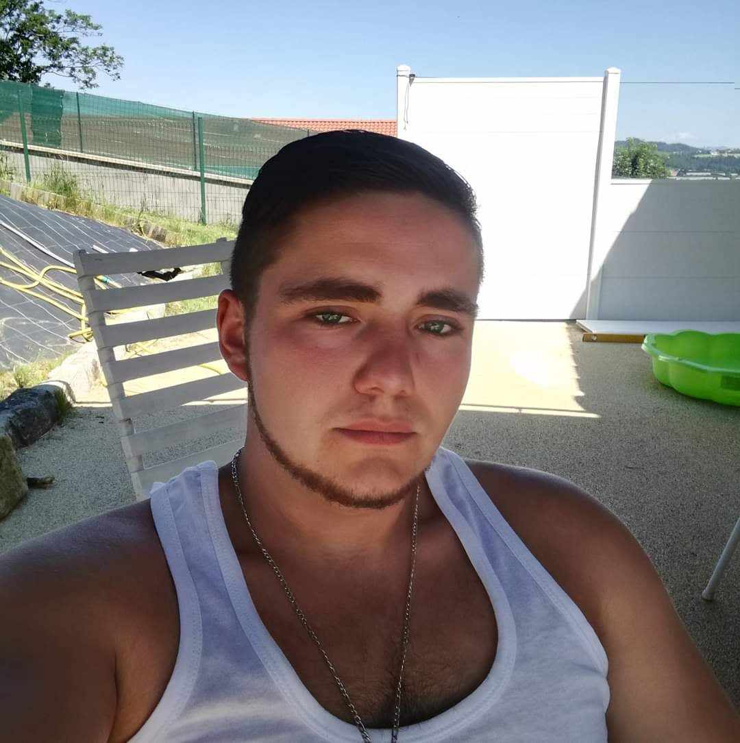 Profil de Denzel, 38 ans, Telegram gay à Combremont-le-Grand (Vaud)