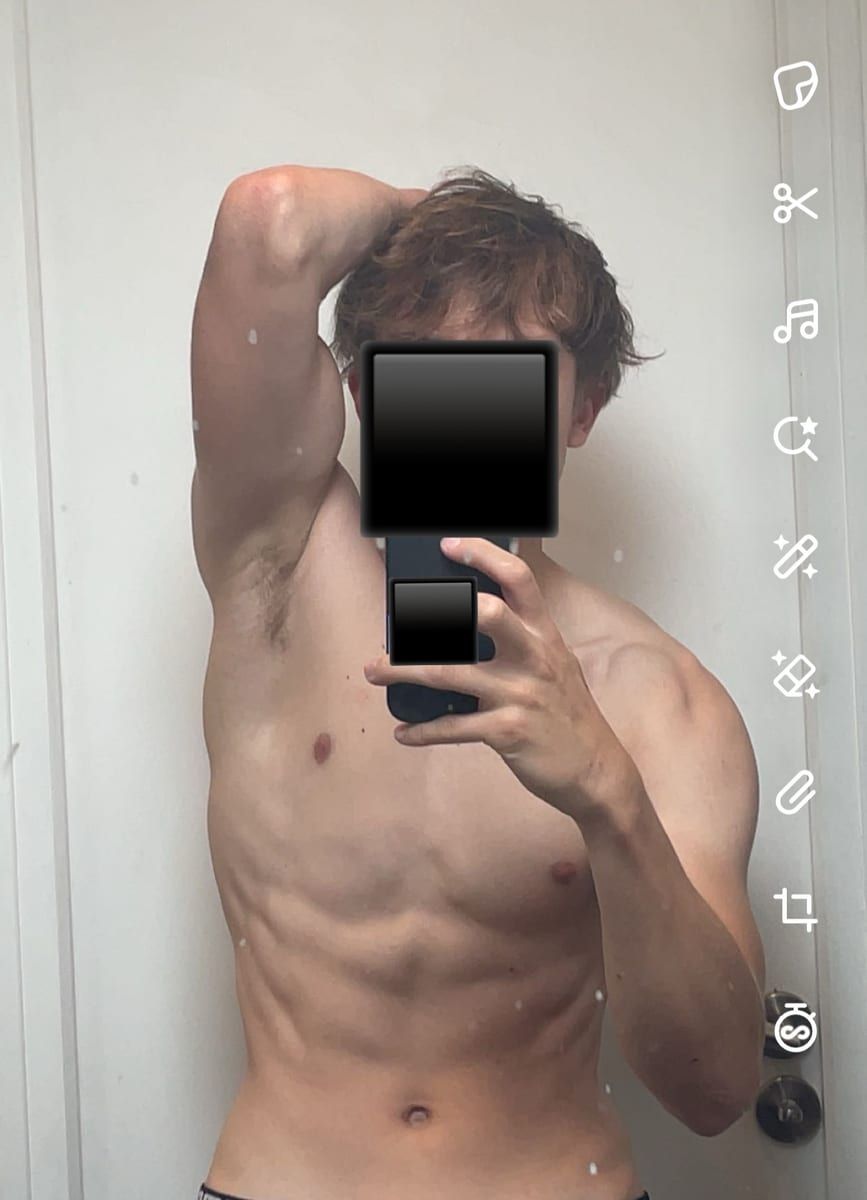 Profil de Minh, 43 ans, Telegram gay à Denezy (Vaud)