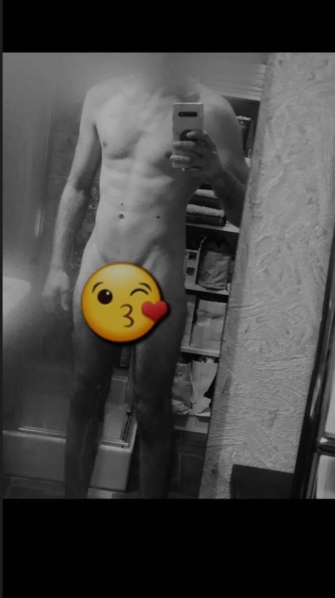 Madou - Telegram gay à Fribourg Profil de Madou, 25 ans, Telegram gay à Fribourg (Fribourg)