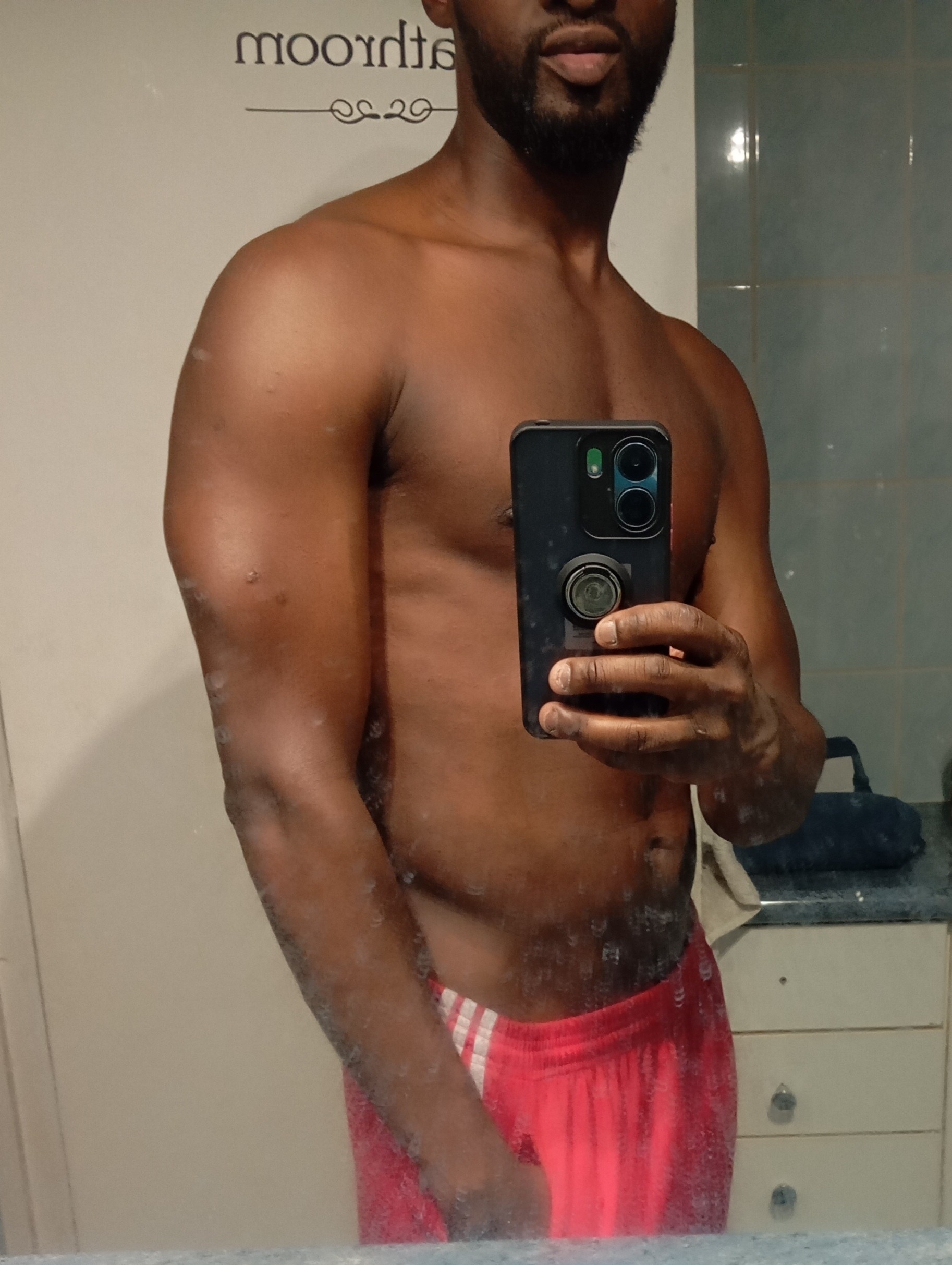 Profil de Harena, 36 ans, Telegram gay à Wilen (Sarnen) (Obwald)