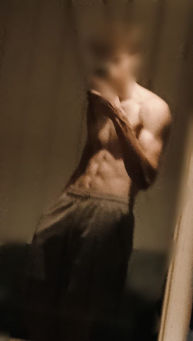 Jilan - Telegram gay à Sachseln Profil de Jilan, 23 ans, Telegram gay à Sachseln (Obwald)