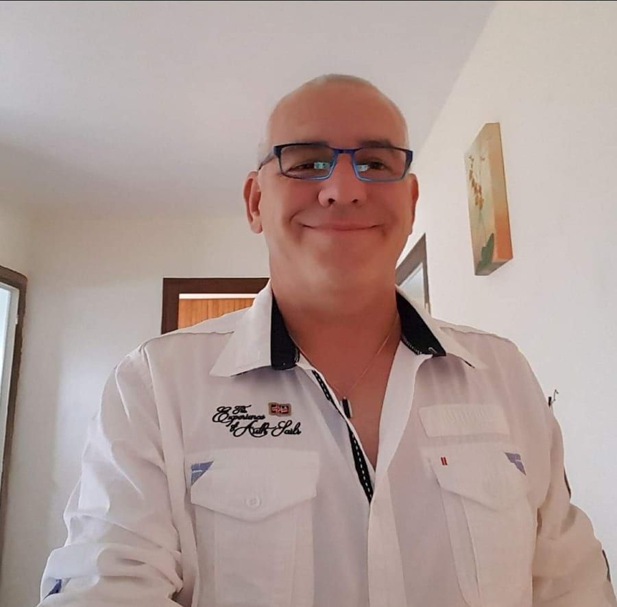 Mieceslaw - Telegram gay à Roggliswil Profil de Mieceslaw, 28 ans, Telegram gay à Roggliswil (Lucerne)