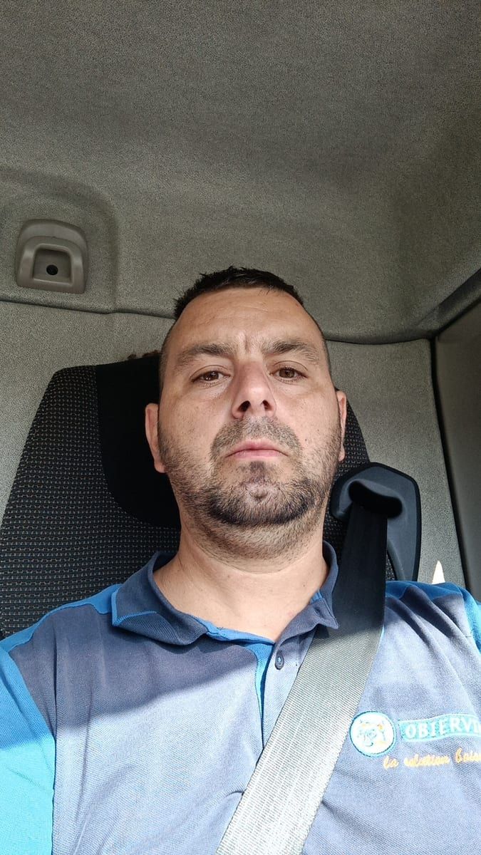 Profil de Mouner, 36 ans, Telegram gay à Aclens (Vaud)