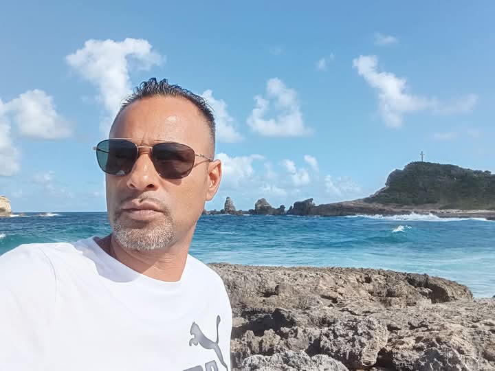 Profil de Exupere, 25 ans, Telegram gay à Unterschächen (Uri)
