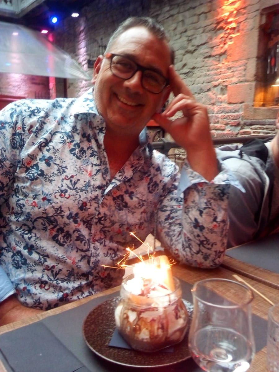 Profil de Sadou, 39 ans, Telegram gay à Bisisthal (Uri)