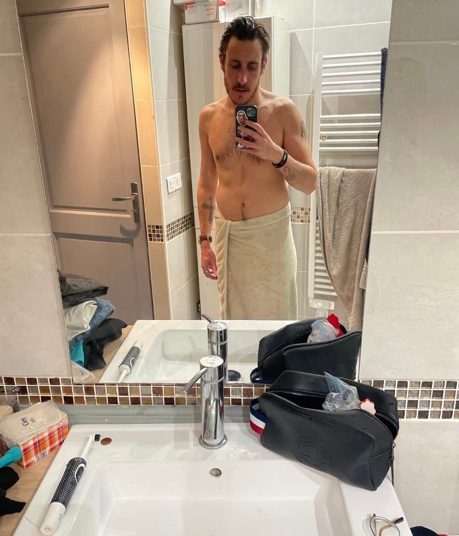Profil de Eleuthere, 32 ans, Telegram gay à Port (Berne)