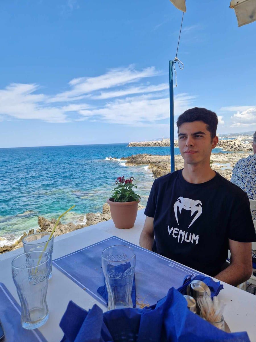 Profil de Kewen, 24 ans, Telegram gay à Premier (Vaud)