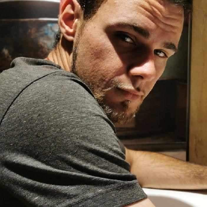 Gildas - Telegram gay à Galmiz Profil de Gildas, 24 ans, Telegram gay à Galmiz (Fribourg)