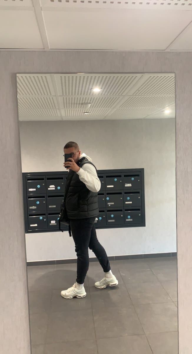 Sikhou - Telegram gay à Wollerau Profil de Sikhou, 27 ans, Telegram gay à Wollerau (Schwytz)