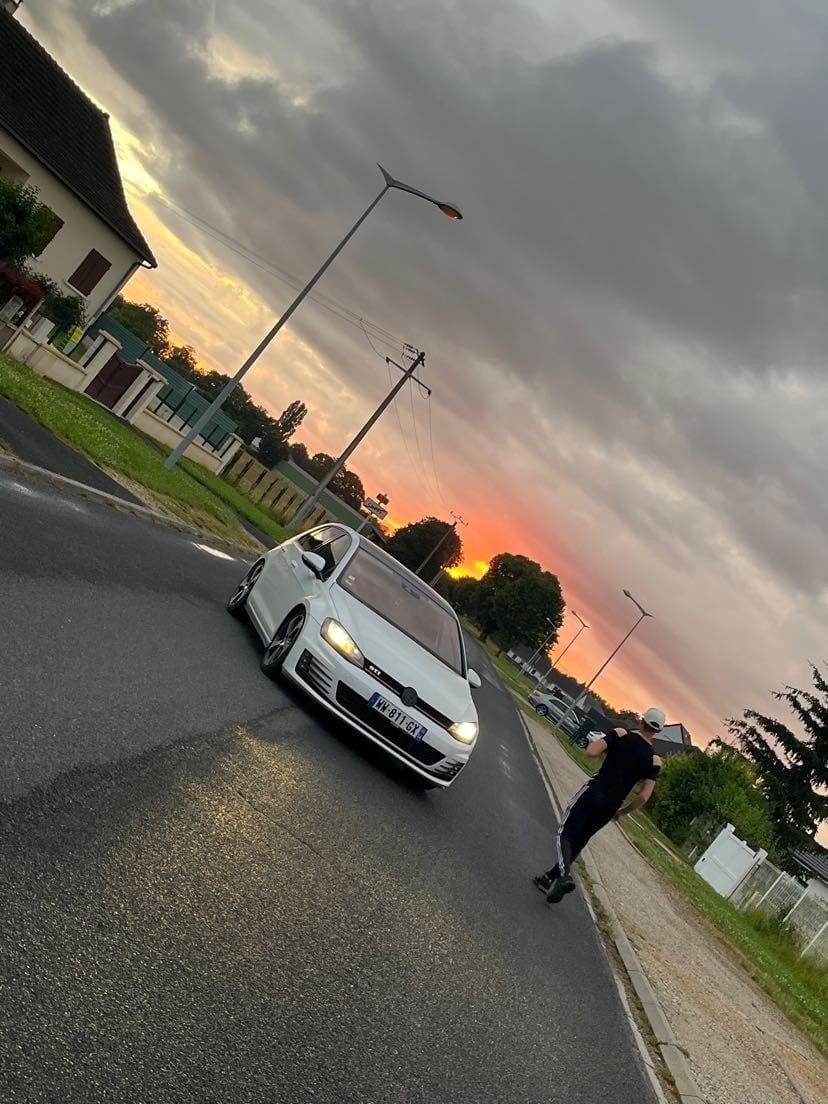 Gaëtan - Telegram gay à Lustdorf Profil de Gaëtan, 32 ans, Telegram gay à Lustdorf (Thurgovie)