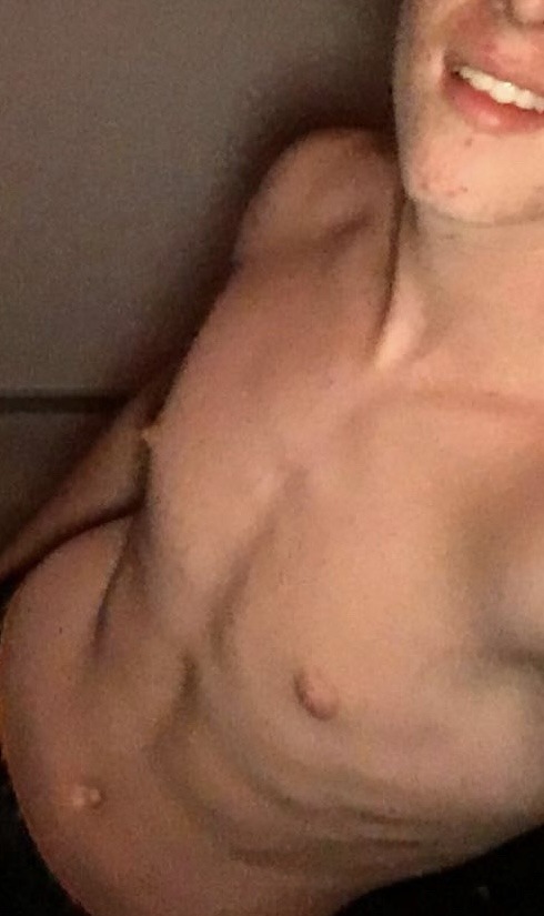 Chance - Telegram gay à Chardonne Profil de Chance, 42 ans, Telegram gay à Chardonne (Vaud)