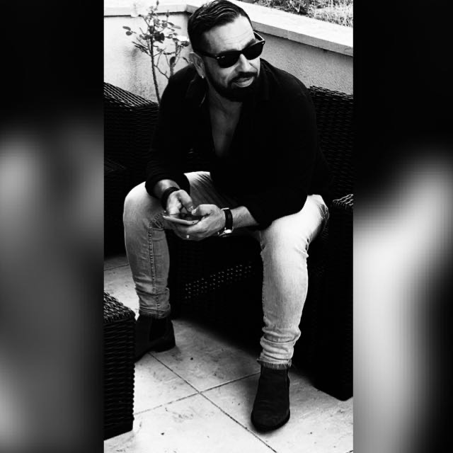 Jolhan - Telegram gay à Galmiz Profil de Jolhan, 23 ans, Telegram gay à Galmiz (Fribourg)