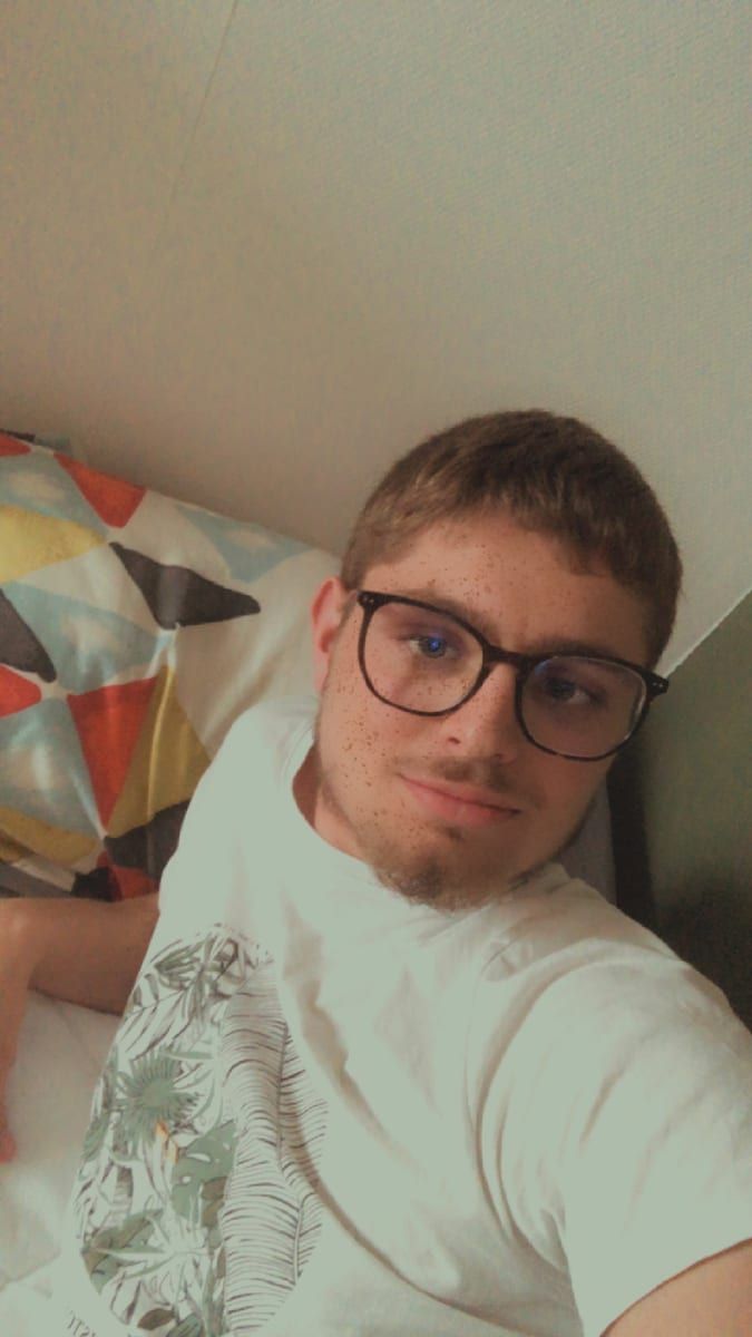 Elwyn - Telegram gay à Erlinsbach SO Profil de Elwyn, 30 ans, Telegram gay à Erlinsbach SO (Soleure)