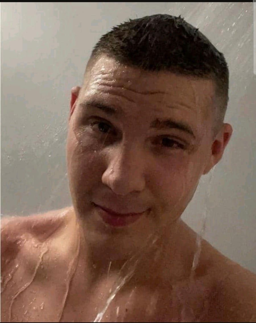 Beyhan - Telegram gay à Zunzgen Profil de Beyhan, 43 ans, Telegram gay à Zunzgen (Bâle-Campagne)